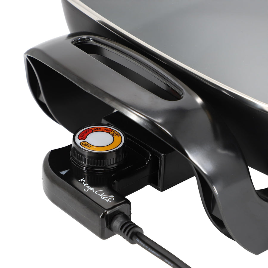 MegaChef 11.81 Inch Electric Skillet with Tempered Glass Lid, Black