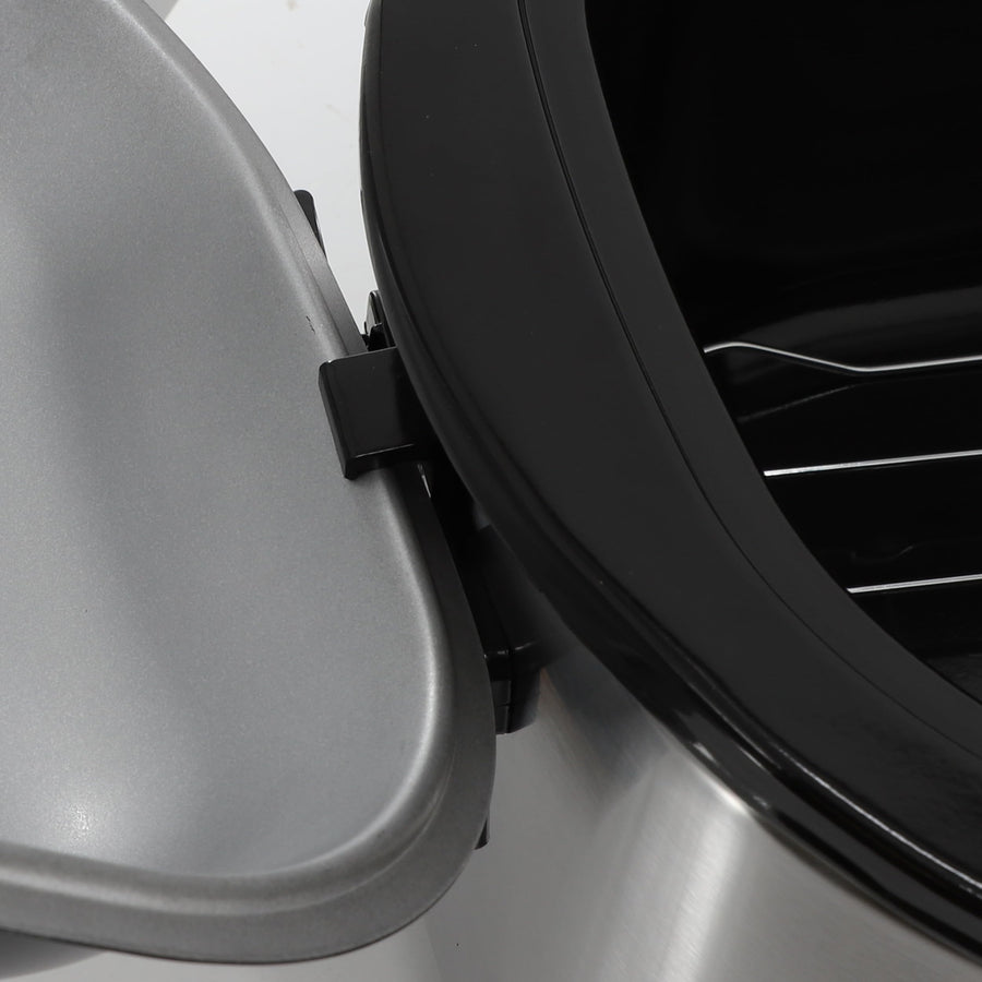 MegaChef 22 Quart Electric Roaster Oven with High-Dome Self-Basting Lid