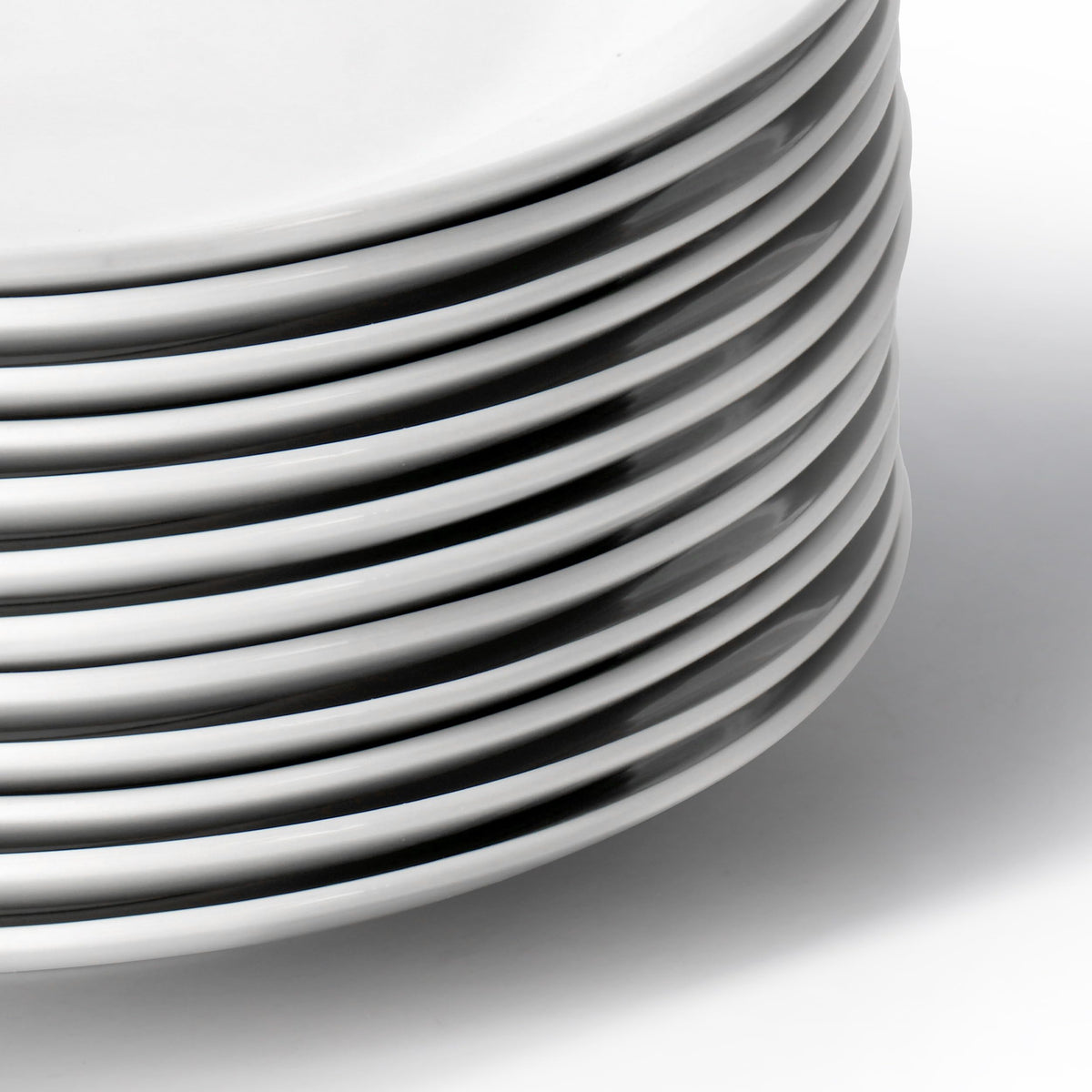 Elama Professional 12-Piece 10.5in Porcelain Dinner Plate Set, White