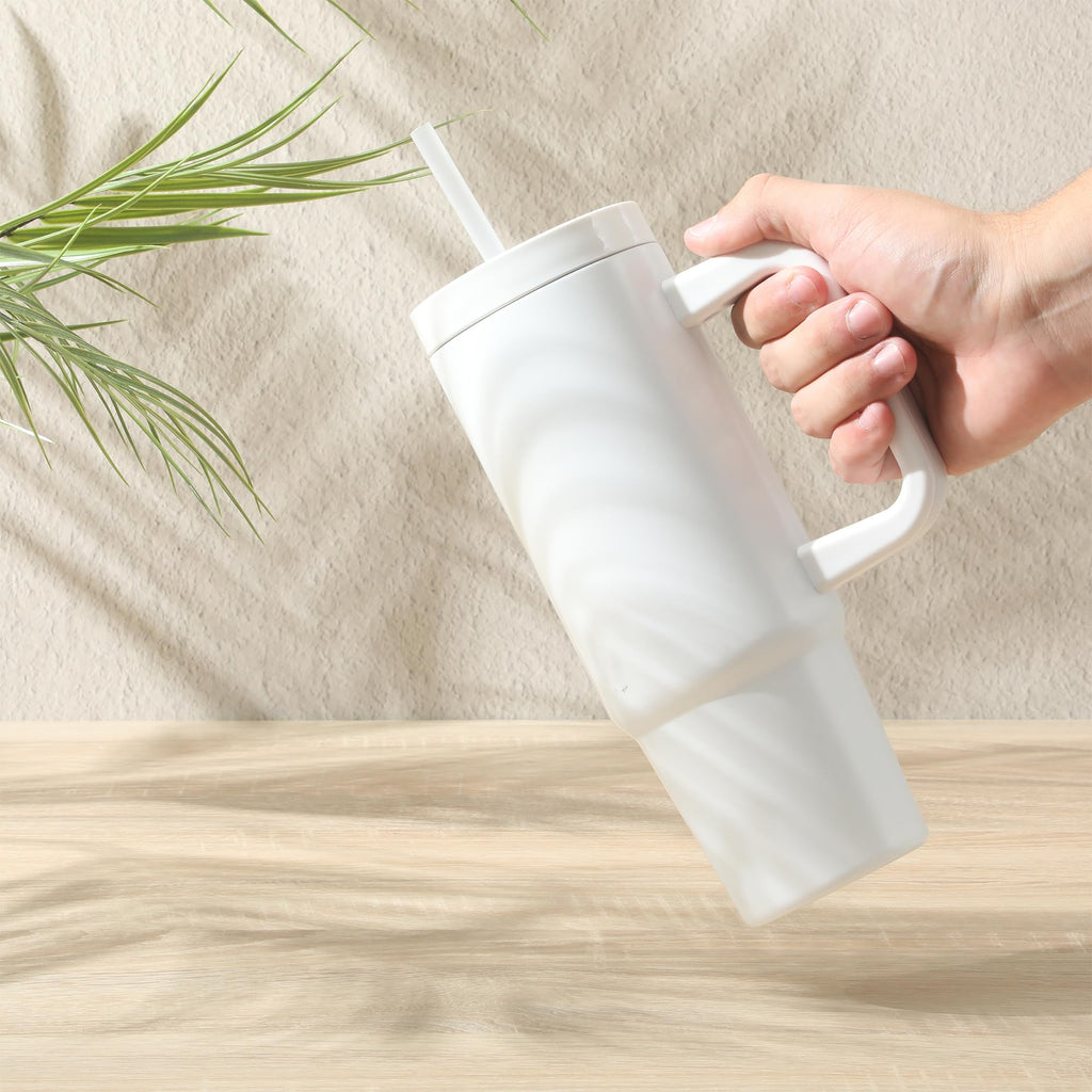 Gibson Home Marina 29 oz Stainless Steel Thermal Tumbler with Handle and Straw, White