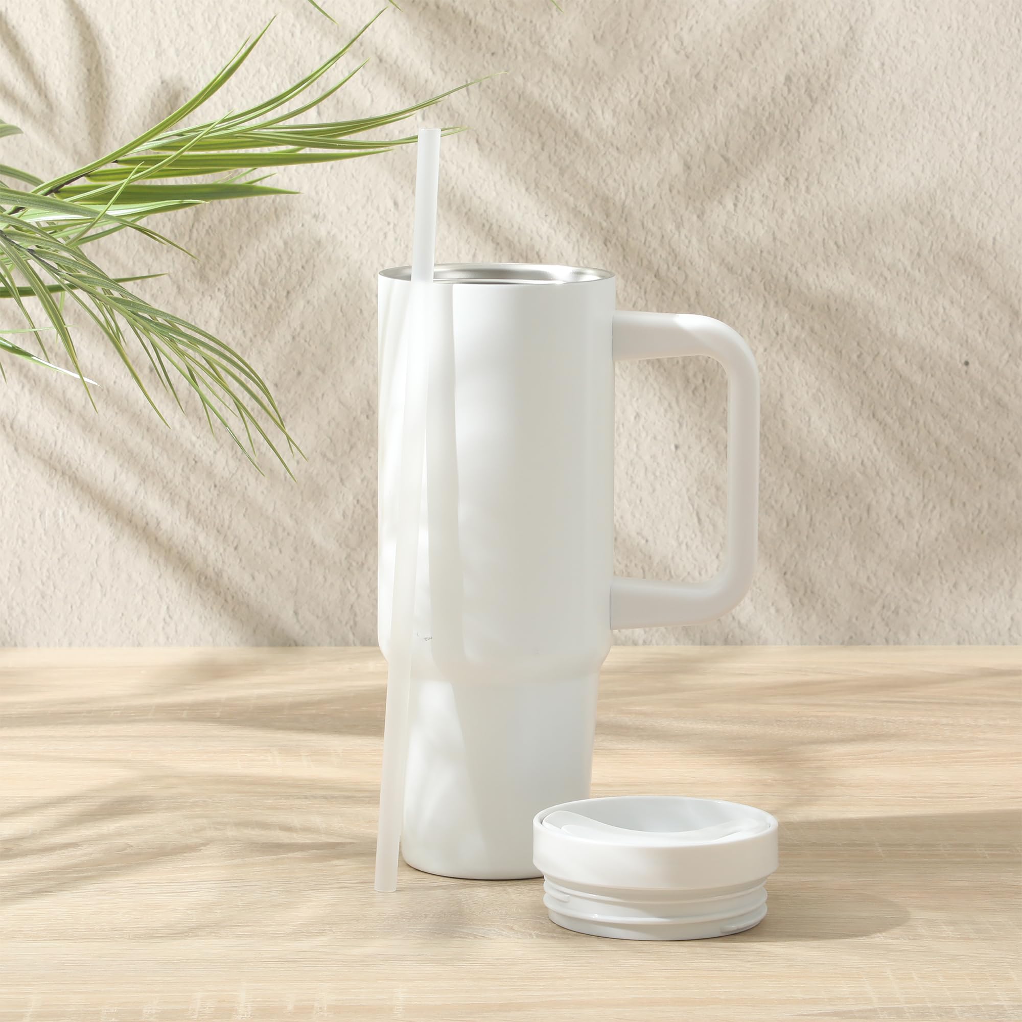 Gibson Home Marina 29 oz Stainless Steel Thermal Tumbler with Handle and Straw, White