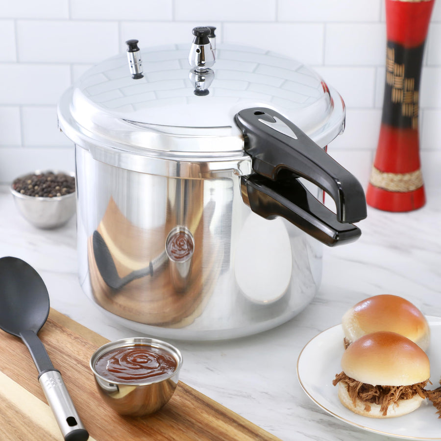 MegaChef MC-1200 11.5 Quart Aluminum Stovetop Pressure Cooker with Steamer
