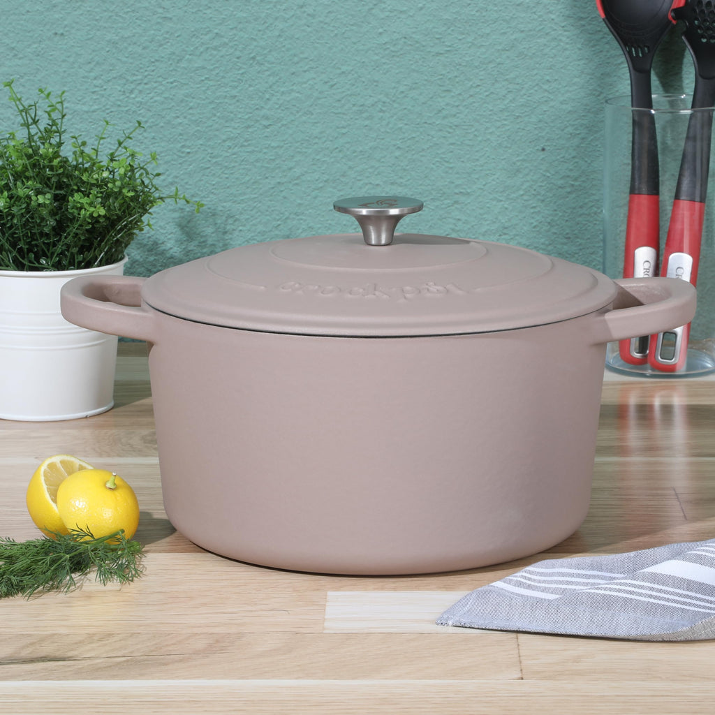 Crock-Pot Artisan 7-Quart European Round Enameled Cast Iron Dutch Oven – Matte Dusty Pink, Oven-Safe to 500°F