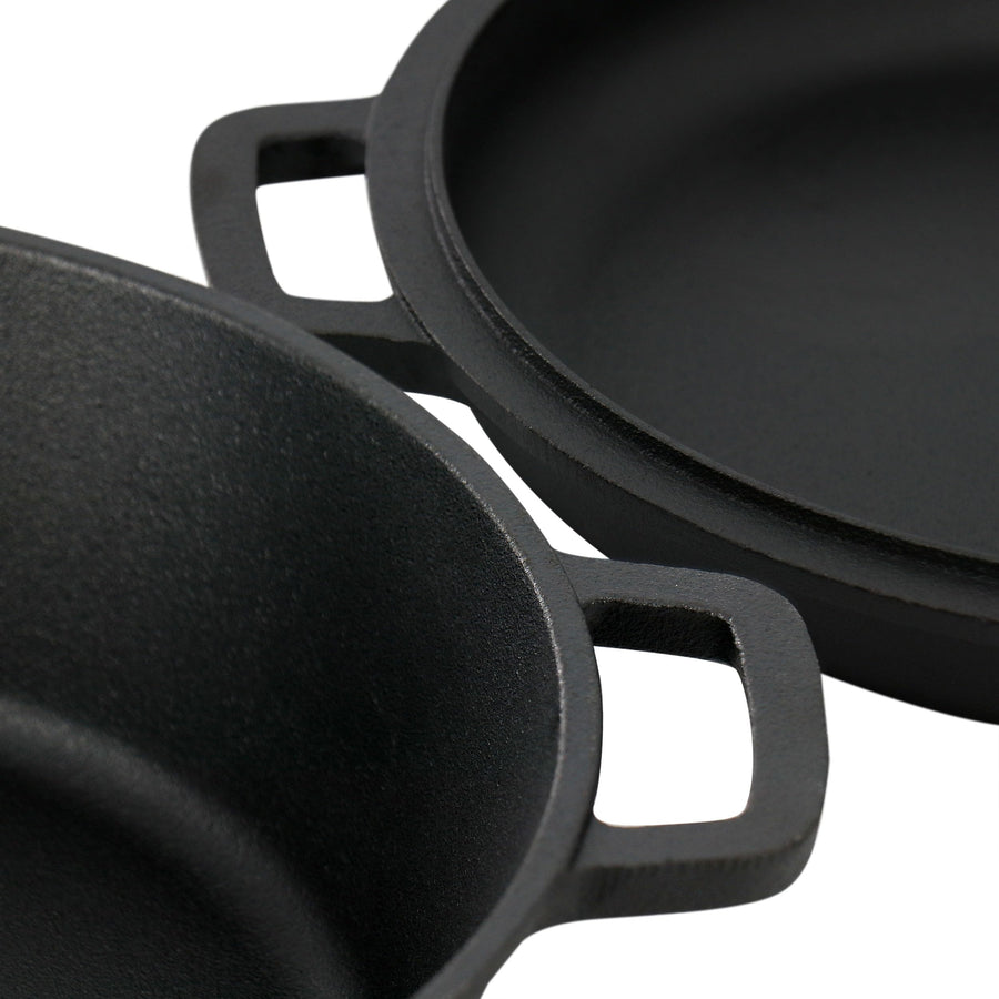 Close-up of the MegaChef cast iron skillet and fry pan helper handles and textured pre-seasoned surface