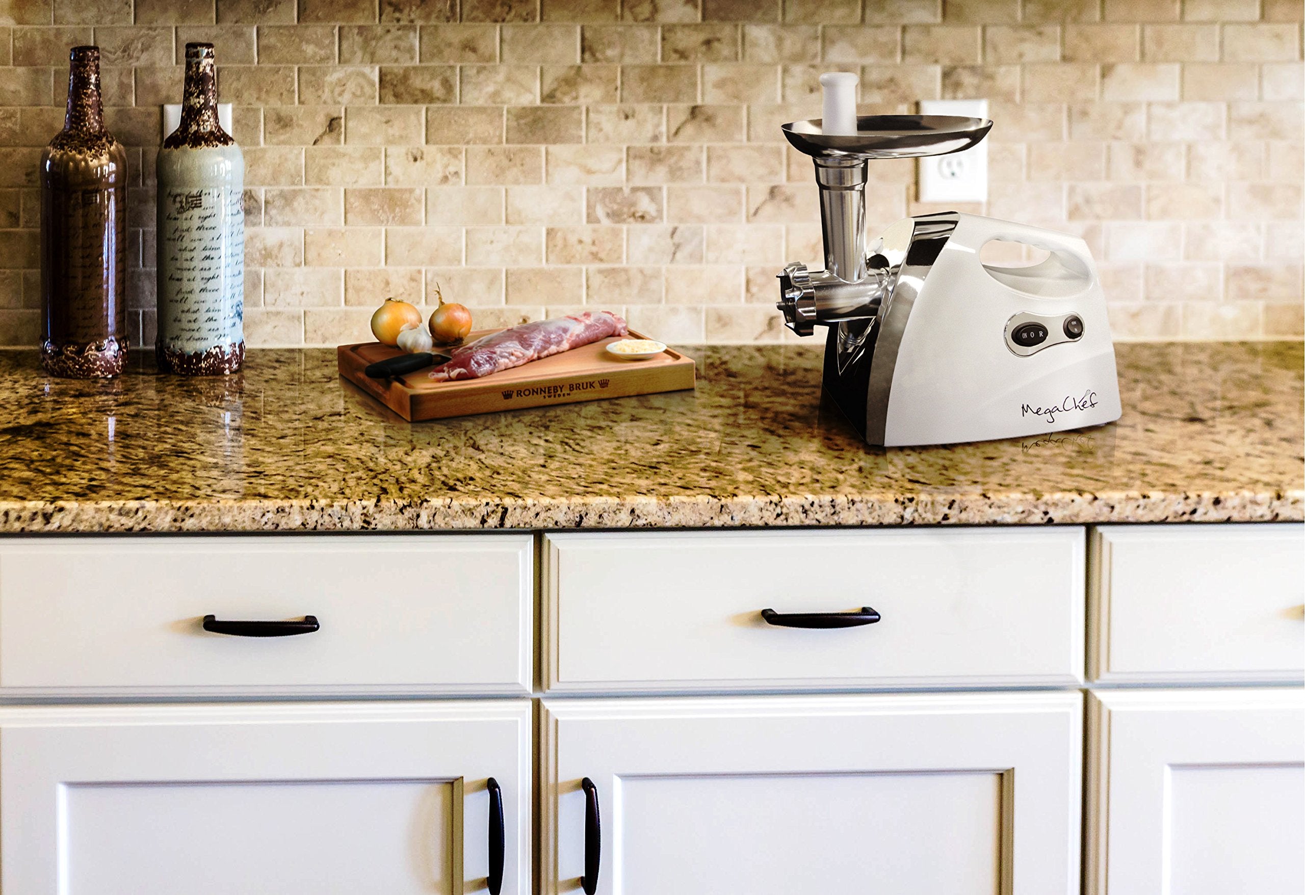 MegaChef 1200-Watt Electric Meat Grinder – Heavy-Duty Automatic Sausage & Burger Maker for Home