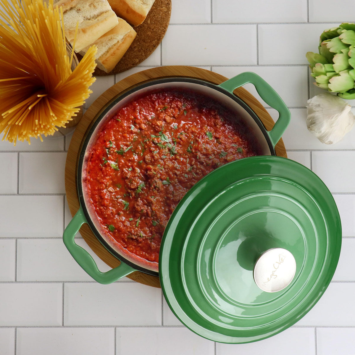 MegaChef 2-Quart Enameled Cast Iron Braiser with Lid, Green