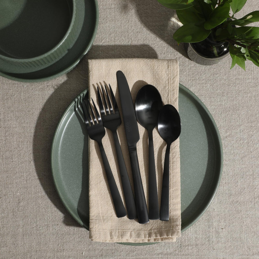 Gibson Elite Earlston black flatware place setting