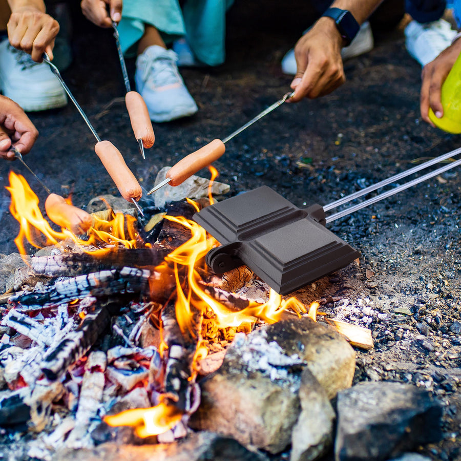 Megachef 8.26 Inch Cast Iron Pie Iron, Pre-Seasoned Campfire Sandwich and Calzone Maker with Long Handle