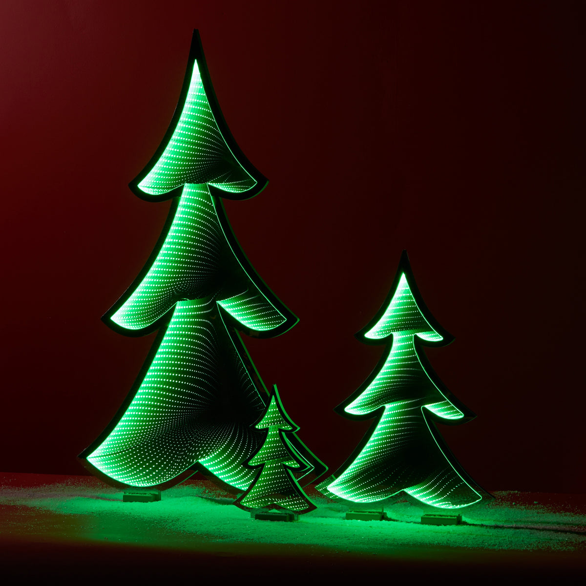 Green Pine Tree EkkoLight 24 in product photo 4