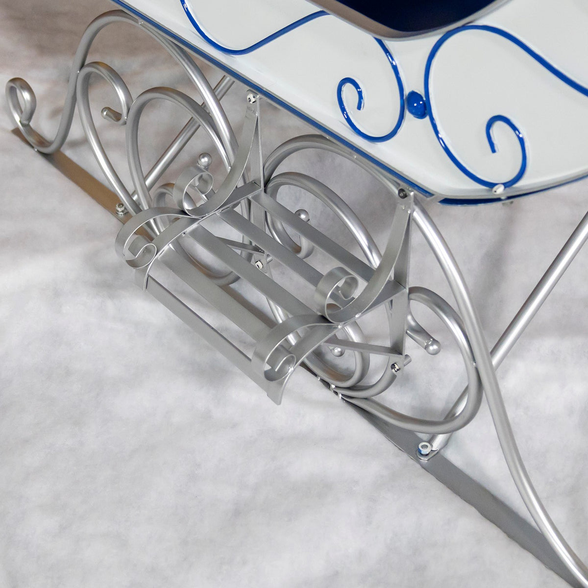 White Victorian Sleigh product photo 3