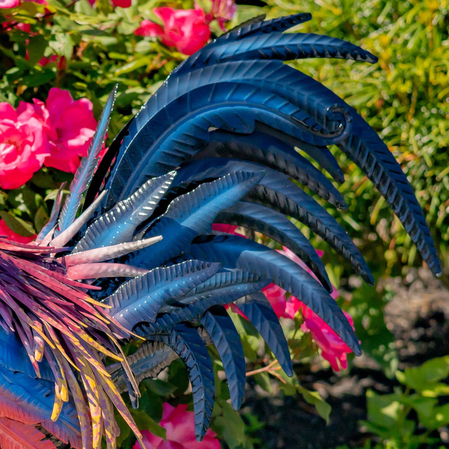 Painted iron rooster Chester detail 3