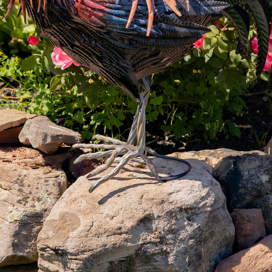 Painted iron rooster Felix view 5